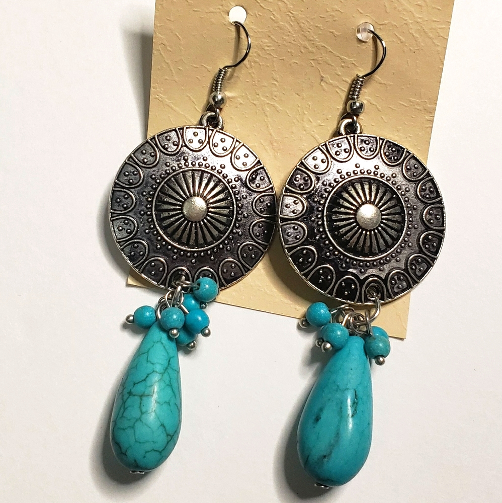 Handcrafted Gong Dangling Earrings